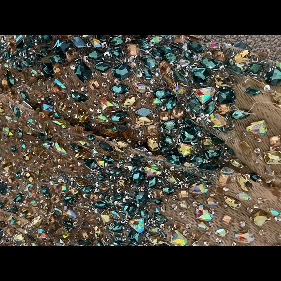 Prom Dress - Picture 2 of 7